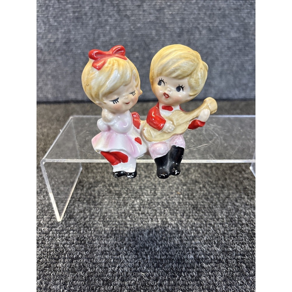 Vintage Lefton Valentine Boy and Girl Sitting